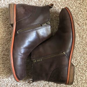 LUCKY BRAND Brown Ankle Boots with Double Zipper